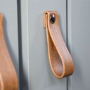 Ver imagem 3 de Aparador com Portas Trendy 160cm Puxador em Couro Pés em Aço:verti/dourado