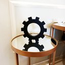 Ver imagem 2 de Enfeite Engrenagem / Símbolo Engenharia, Construção, Roda Dentada - Toque 3d - Cor: Preto