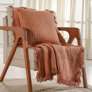 Kit Manta e Capa de Almofada Decorativa para Sofá Waffle 100% Algodão 120x150cm Terracota