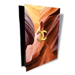 Caixa Livro Decorativo Porta Objetos Chanel Tons Terrosos em MDF 24x32x5cm - 3