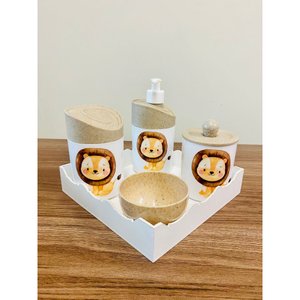Kit Higiene Leãozinho Baby - Madeira C/bandeja Quadrada Branca