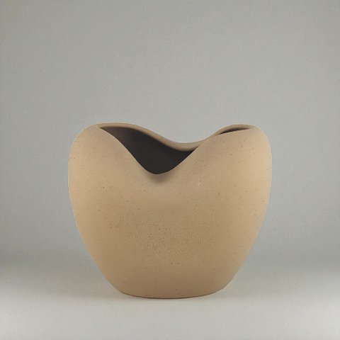 Vaso Decorativo em Ceramica Marrom Rustico Atomo Iv 18,5cm