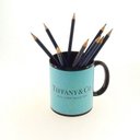 Ver imagem 2 de CANECA DE POLÍMERO PRETA TIFFANY & CO.