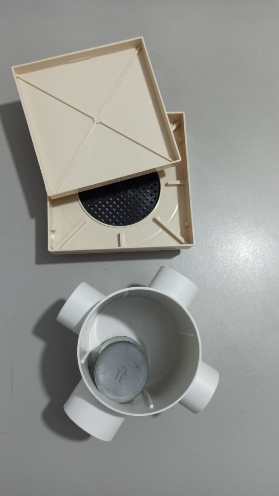 Ralo Invisível Sifonado 15x15 Bege Banheiro modelo Porcelanato Colar Piso com Caixa Sifonada 100 - F - 4