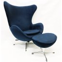 Ver imagem 2 de Poltrona EGG com puff tecido veludo azul marinho base alumínio com relax - Poltronas do Sul