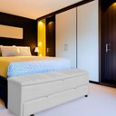 Ver imagem 3 de Calçadeira Baú Sapateira 90cm Ayla Suede Tampo Reto