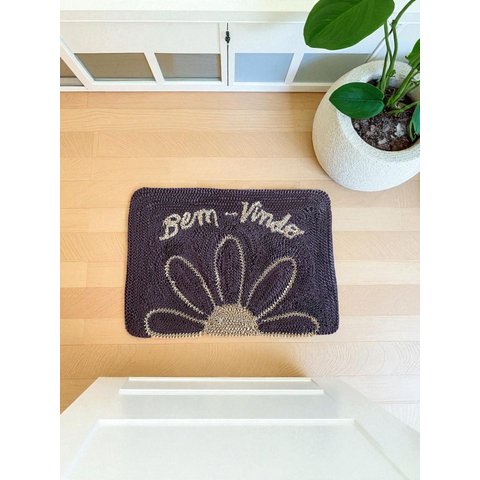 Tapete Frufru Bem-vindo Floral Marrom com Dourado Antiderrapante Lavável na Máquina 70x50