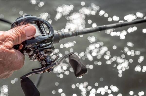Carretilha Abu Garcia Revo4 Premier - Manivela Esquerda - 8