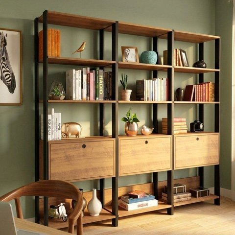 Estante Multiuso 3 Portas com Prateleiras 189x166x32cm