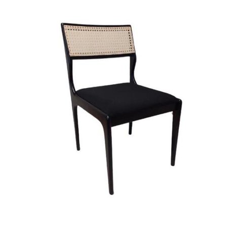 Cadeira em Madeira com Assento Estofado e Encosto em Tela Sextavada. sem Braço. Cor Preta