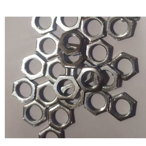 Kit 50 Porcas M10 P.niples Uso Em Lustres E Pendentes