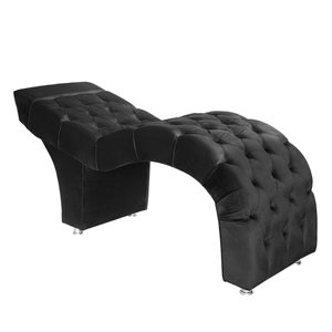 Maca Curvada Atena com Capitonê Suede
