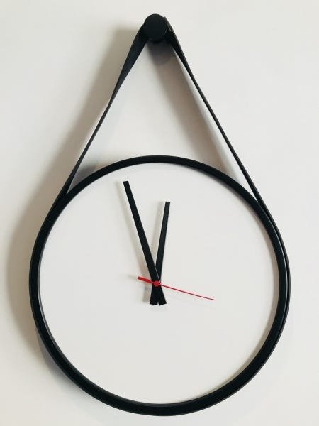 Relógio Adnet Preto Alça Preto Mostrador Branco Ponteiro Preto 30 cm