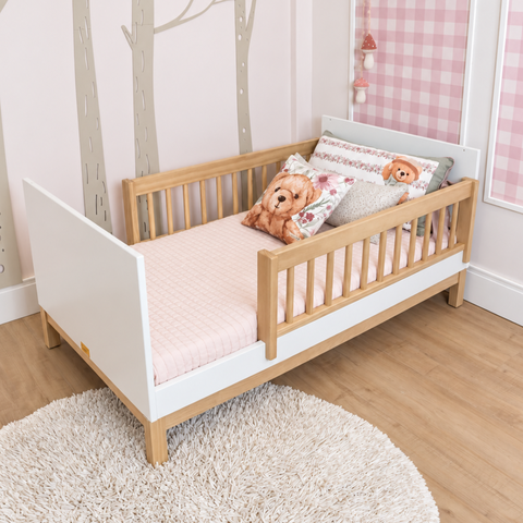 Mini Cama Infantil com Grades de Proteção