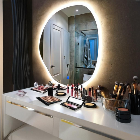 Espelho Orgânico Iluminado Com Sensor Touch e  Led Branco Frio 104x80cm