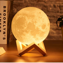 Ver imagem 1 de Luminária Lua Cheia Led Rgb Colorida 3d 15cm Abajur de Mesa Usb
