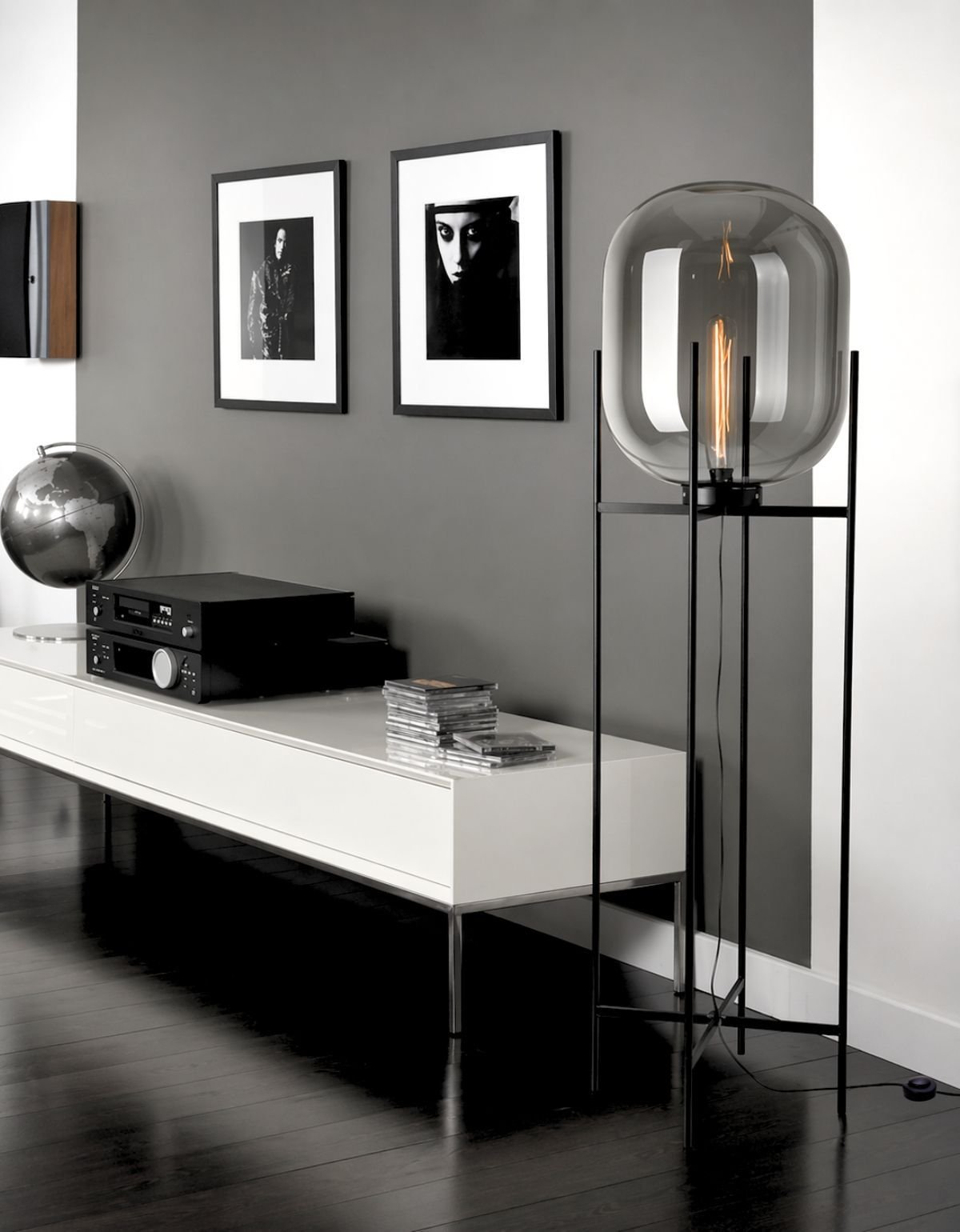 Ver imagem 3 de Luminária de Chão Piso 160cm Globo Vidro Fumê Cinza Espelhada Coluna Pedestal Lv-ash-5 Gimpo