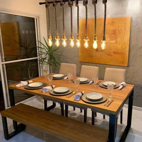 Mesa Jantar e Banco em Madeira Estilo Industrial 2,60m - 1