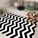 Ver imagem 2 de Tapete Sala Quarto Chevron Listrado 1,40Mx2,00M Antiderrapante Preto e Branco Casa Dona