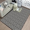 Ver imagem 3 de Tapete Sala Geométrico Maze Antiderrapante 100x140cm Preto e Branco Casa Dona