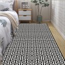 Ver imagem 2 de Tapete Sala Geométrico Maze Antiderrapante 100x140cm Preto e Branco Casa Dona