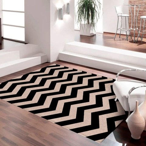 Tapete Chevrom Casa Dona Antiderrapante 140 x 200cm Preto e Bege
