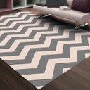 Ver imagem 1 de Tapete Sala Quarto ou Escritório Chevron Aintederrapante 1,4 x 2,0M Cinza Moderno Casa Dona