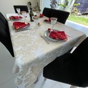 Ver imagem 4 de Toalha de Mesa Redonda em Jacquard Luxo Medalhão Branco e Dourado - 2,80M