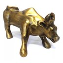 Ver imagem 2 de Estatua Escultura Enfeite Decorativo Touro Wall Street 30cm:dourado Envelhecido