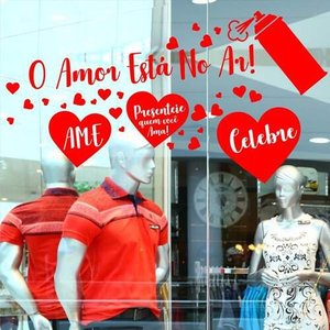 Adesivo Para Vitrine Dia Dos Namorados O Amor Está no AR-Grande 130x70cm