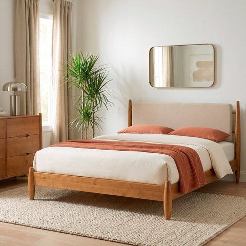 Cama Casal com Cabeceira Estofada Madeira Maciça Baru CabeCasa MadeiraOriginals Marrom/Cacau