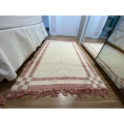 Tapete Beira de Cama Dupla Face com Franja 80x160cm: Vermelho e Cru - 6