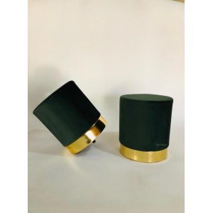 Kit 2 Puff Veludo Verde Base Dourada