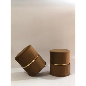 Kit 2 Puff Marrom com Cinta Dourada
