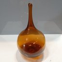 Ver imagem 3 de Vaso Garrafa Decorativo de Vidro Âmbar 33x17x17cm Enfeite Sala Mesa Estante
