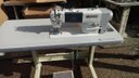 Ver imagem 5 de SINGER RETA Corte de Linha direc drive-127v+mesa