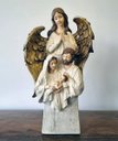 Ver imagem 2 de Estatueta Decorativa Sagrada Família em Resina Natal de 27cm