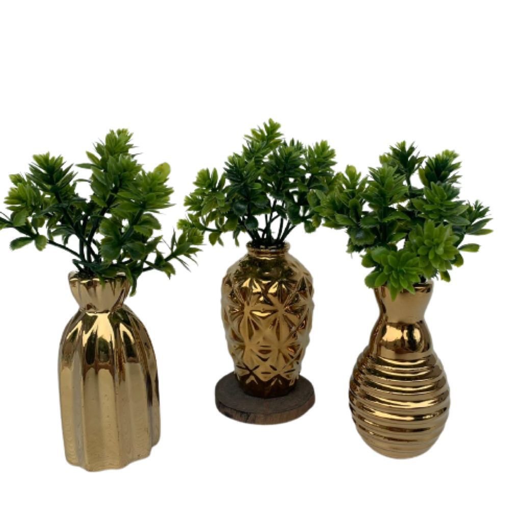 Trio mini vasos de cerâmica trabalhado dourado decorativo