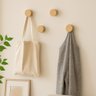 Kit 4 Ganchos de Madeira Pinus Cabideiro de Parede Redondo Bolsas Mochilas Casacos - 6