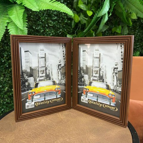 Porta Retrato Duplo Vertical em Madeira Detalhado 15x21 Luxo:marrom Ripado