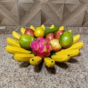 Ver imagem 1 de Fruteira Fruta de Mesa em Formato de Banana Artesanato Rústico Feito de Madeira super resistente ide