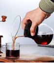 Ver imagem 4 de Jarra Passador De Café Vidro E Silicone Preto C/ Filtro Inox