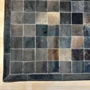 Ver imagem 3 de Tapete de Couro Tons Marrom Café 100x150 Placas 10cm Quadriculado