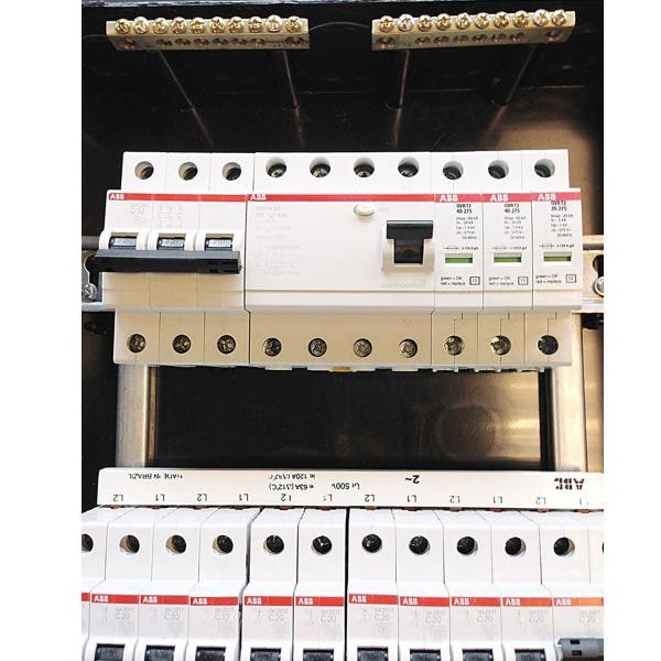 Quadro de Distribuição Abb Maestro Embutir 24 Módulos sem Barramentos Terra/neutro Abb - 6