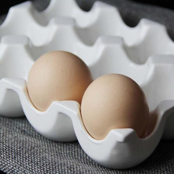 Porta Ovos Bancada Cozinha Cerâmica para 6 Ovos - 2