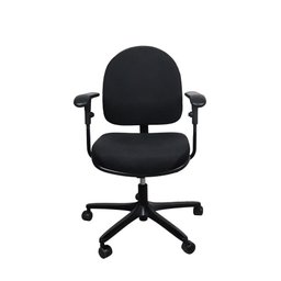 Cadeira Escritório Giroflex Polytrop Diretor Usada Cor:preto - 2