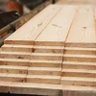 Tábua Aplainada Prateleira/artesanato de Pinus Tratado com Nós 19x1,8x95 Centímetros - Natural Único - 1