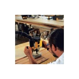 Tupia Eletrônica de Coluna 1.100 Watts DW621 DeWalt - 2