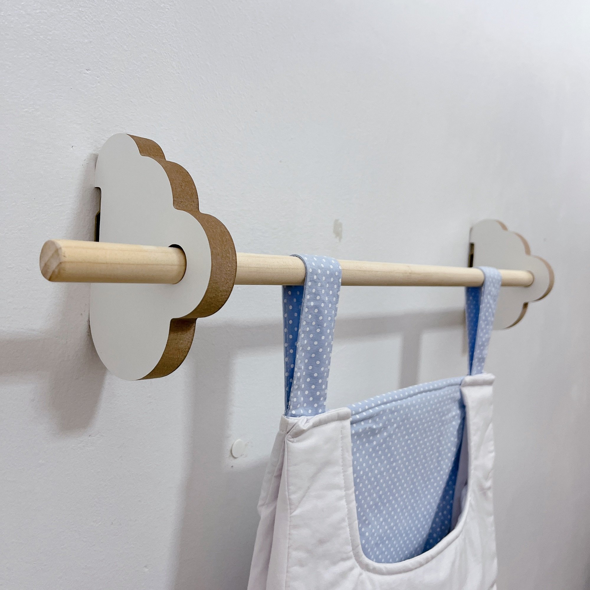 1 Varão Nuvem 60cm para Porta Fraldas Decorativo Quarto:branco