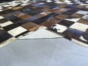 Ver imagem 3 de Tapete de Couro Marrom Escuro Degrade 2,00x2,00 com Bordas